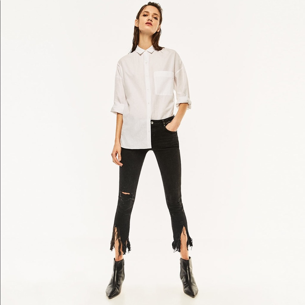 NWT Zara Frayed Studded Cropped Jeans